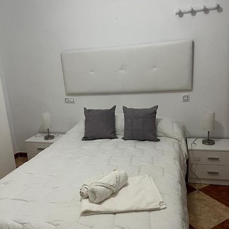 Appartement El Torreon 3 à Lora del Río Extérieur photo